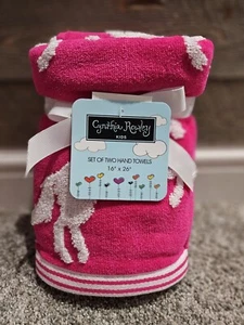 🦄 NEW Cynthia Rowley 2 Pc Set Of Fuschia Pink And White Unicorn Hand Towels 🦄 - Picture 1 of 2