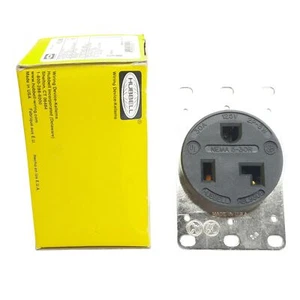 Hubbell HBL9308 Presa, 30A, 125VAC, 2 poli, 3 fili, montaggio a filo, NEMA 5-30R - Foto 1 di 6