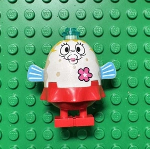 LEGO Spongebob Mini Figure Mrs Puff Minifigure BOB038 Set #3818 - Picture 1 of 2