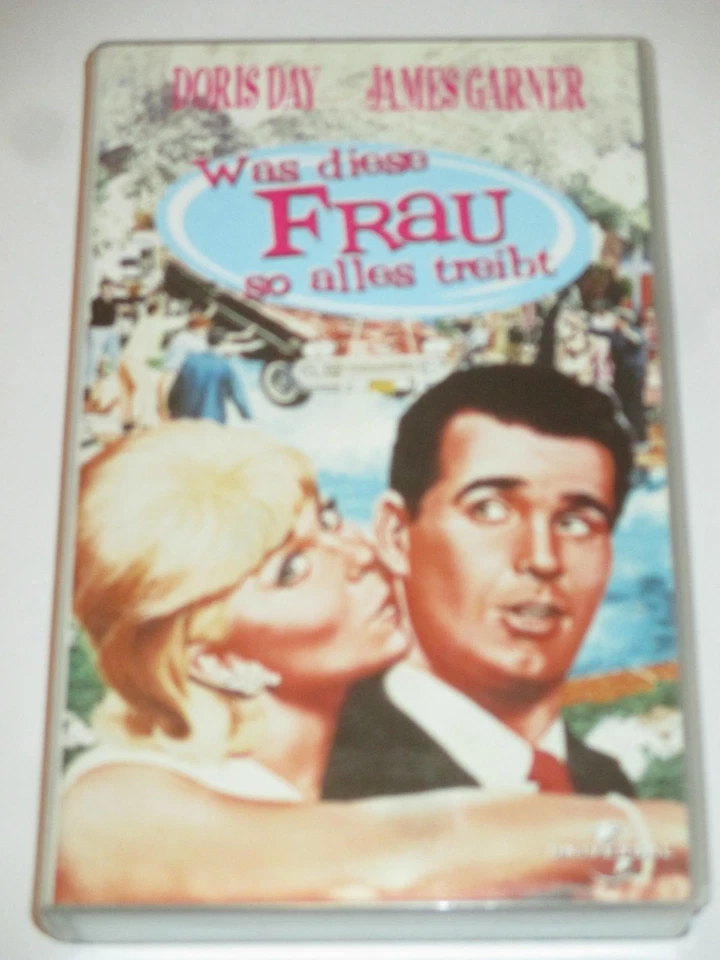 Universal - Was diese Frau so alles Treibt - VHS/Komödie/Doris Day/James Garner - Bild 1 von 1