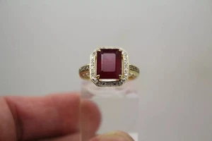 Vintage 10k Yellow Gold RUBY & DIAMOND HALO ring size 7 - Picture 1 of 5