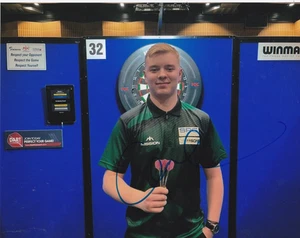 Cam Crabtree **FIRMADA A MANO** FOTO 8x10 ~ Dardos ~ AUTOGRAFIADA - Imagen 1 de 1