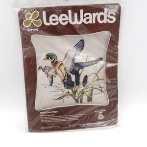 Vintage Lee Wards Wood Duck Crewel Kit Embroidery 16" Pillow 35-50043 NIP - Picture 1 of 6