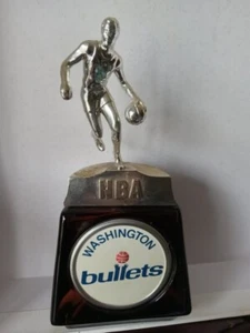 Vintage 1977 WASHINGTON BULLETS Avon Decanter Bottle FULL. - Picture 1 of 1
