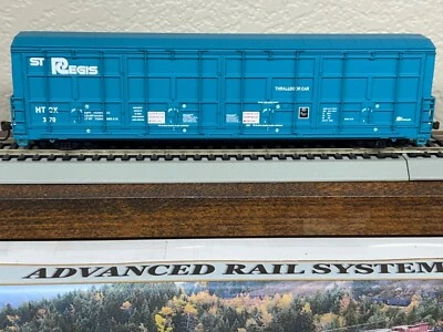 ST REGIS PAPER / 56ft THRALL ALL-DOOR ENCLOSED LUMBER BOXCAR - HO SCALE NEW - Image 1 of 4