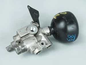 2003 - 2006 Mercedes Sl Class Sl500 Pressure Relief Valve Abc Hydraulic Tank - Picture 1 of 11