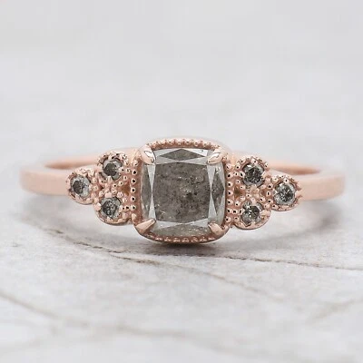 Anel de presente de noivado de ouro rosa 14K com almofada de diamante sal e pimenta 0,95 quilates - Imagem 1 de 4