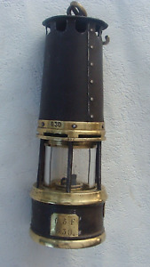 ANCIENNE LAMPE DE MINEUR A HUILE