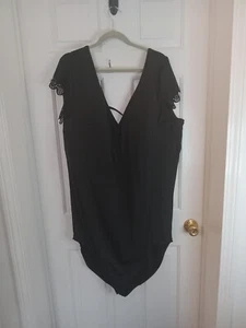 New Cacique Swim Scalloped Short Sleeve One Piece No Wire Suit Black Sz 34 Snag - Picture 1 of 11