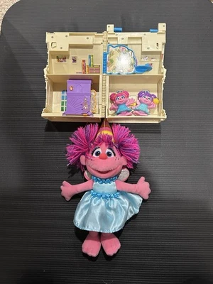 Abby Cadabby 12in Happy Birthday Plush & Sesame Street Workshop W/ 2 Figures - Image 1 of 4