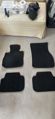 Alfombrillas Ford Explorer OEM Foto 1 de 2