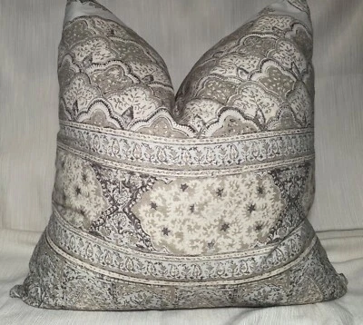 C. 20”sq BRUNSCHWIG & FILS Mugal Panel Spa 62% Tela de Lino Funda de Almohada Personalizada Foto 1 de 4