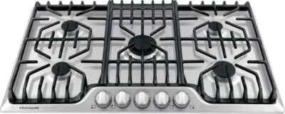 Frigidaire FPGC3677RS - Cocina profesional de 5 quemadores de gas de 36" con plancha en SS Foto 1 de 4