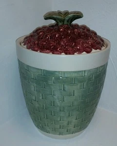 Pfaltzgraff JAMBERRY Large Canister and Lid 7.75 in. Raspberries Green Weave - Picture 1 of 7