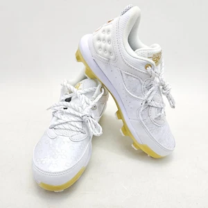 Under Armour 3026595-100 Harper-8 Boy 4y TPU JR Baseball Cleats White Gold US - Picture 1 of 11