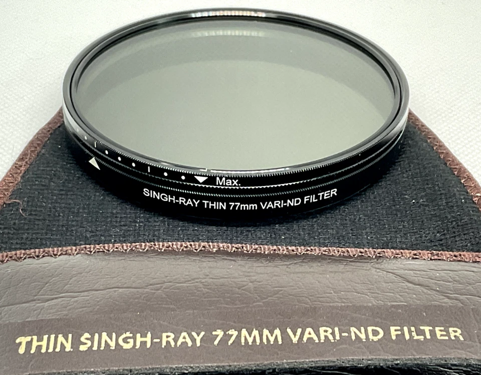 Singh-Ray Thin 77mm Vari-N-Duo Thin Ring Filter in Padded Case - Image 1 of 4