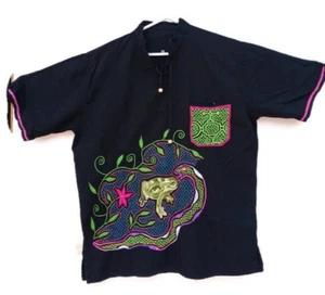 Peruvian Unisex T-shirt Hand Embroidered in Cotton Amazon Jungle - Picture 1 of 8