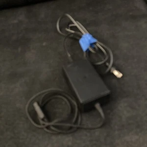 Cable de alimentación adaptador de CA DOL-002 OEM Nintendo Gamecube - Imagen 1 de 6