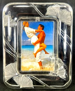 VTG Mikasa 'Feelings' Crystal Wedding Photo Frame Frosted Ginkgo Leaf 4"X6" NEW - Picture 1 of 7
