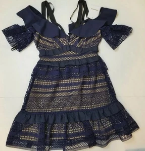 Self Portrait Kleid Small US 4 UK8 Neu mit Etikett gestreift abgesetzt Spitze Cold Shoulder - Bild 1 von 5