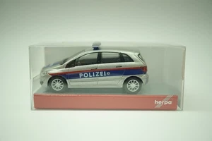 Herpa H0 / 1:87 - MB Mercedes Benz Classe B Polizia / 3 G 967 - Foto 1 di 2