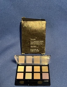 AVON True Color 8-in-1 Eyeshadow Palette in "Plum Essentials" - Picture 1 of 2