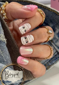 Red Aspen Press On Nails-Zom-bae, Zadie-Corto - Cuadrado-Momia Rosa - Halloween - Imagen 1 de 6