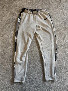 Nike Dri-Fit Tapered Fleece Training Joggers Grey Camo Men's Medium - Picture 1 of 6