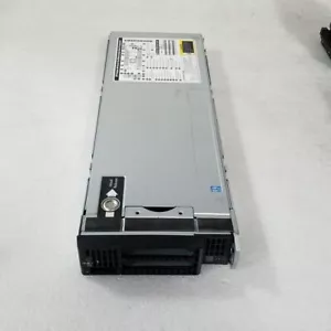 HP Proliant BL460C G8 2x E5-2650 v2 2.6Ghz 8-Core / 128GB / No HDD / P220i Raid - Picture 1 of 3