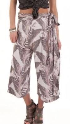 Free People Culottes de tiro alto marfil combo estampado de hojas pierna ancha XS $98 Boho Chic Foto 1 de 4