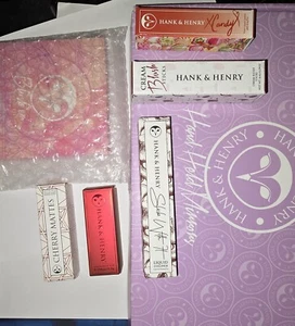 Hank And Henry Cream Blush, Eye Liner, Lipsticks, And Mirror Lot Of 7 - Picture 1 of 7