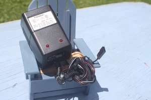 FUTABA - AC DUAL POWER SUPPLY - HBC-2B(4) - 8.7V / 5.8V - TESTED - Picture 1 of 3