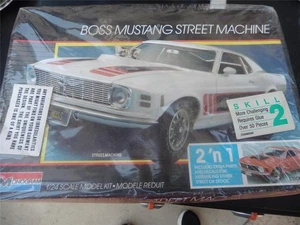 Monograma 1986 1/24 Boss Mustang Street Machine kit modelo plástico sin usar, en caja 2728 - Imagen 1 de 4