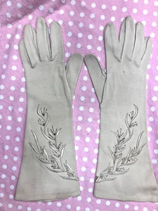 Vintage Cream Embroidered Gloves 6 1/2  EUC - Picture 1 of 11