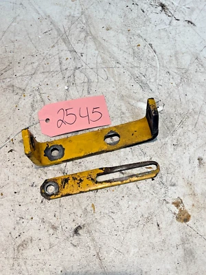 Soportes generador tractor gasolina Ford 231 2000 3000 Foto 1 de 4