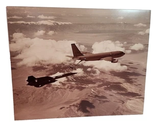 SR-71 Blackbird USAF In Flight Fueling Original Color Kodak Photo RRP 511 - Picture 1 of 7