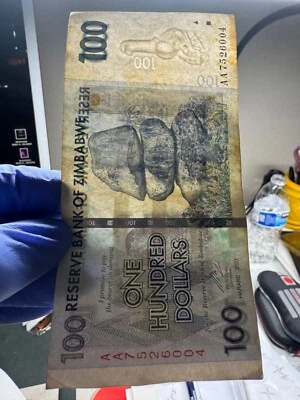 Zimbabwe Currency 100 Dollars Bill Banknote, CIRCULATED World Paper Money 2007 - Image 1 of 4