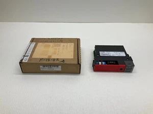 Allen Bradley 1756-L61S/B GuardLogix 5561S Processore Ser B FW 1.10 1756 Nuovo (VT) - Foto 1 di 8