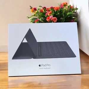 Genuine Apple iPad PRO 12.9-inch (1st & 2nd) Gen Generation Smart Keyboard Case - Picture 1 of 11