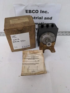 UNITED ELECTRIC CONTROLS TYPE H303 MODEL 550 PRESSURE CONTROLER 225 PSI - Picture 1 of 9
