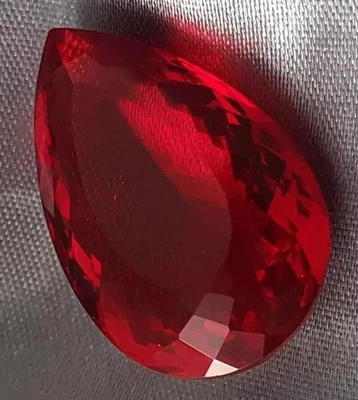 Pedra preciosa solta impecável 500 quilates formato de pera natural topázio vermelho certificado brasileiro - Imagem 1 de 4