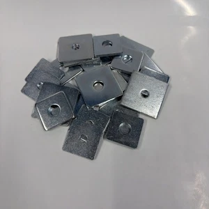 1,5 kg gemischte strapazierfähige Vierkantscheiben zufällige Größen M6 bis M16 - Zink Stahl - Bild 1 von 24