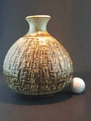Janet Leach Studio Pottery Squat Asymmetric Heavily Textured Bottle Vase 20cm - Image 1 of 4
