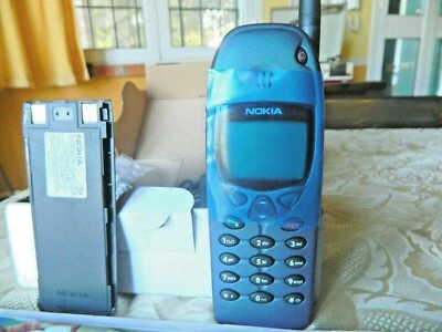 Cellulare NOKIA 6110 NUOVO RIGENERATO ORIGINALE sat. Mercedes BMW  Vintage - Immagine 1 di 4