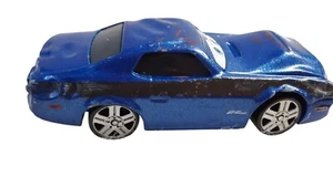 Disney Pixar Cars Brent Mustangburger con cuffia metallo pressofuso - Foto 1 di 6