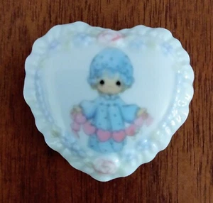 Repuesto: Precious Moments vintage en forma de corazón tapa caja de baratija - Imagen 1 de 4