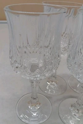 7- Juego de siete copas de vino Cristal D’Arques cristalinas vintage  Foto 1 de 4