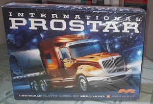Camión Moebius Models International Prostar escala 1:25 pieza sellada #1301 nuevo en caja - Imagen 1 de 7