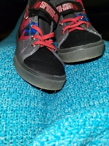 Spider-Man Light Up Gymshoes - Picture 1 of 3