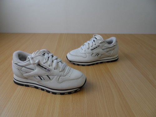 Reebok Classic scarpe da ginnastica bianche per bambini taglia 11 K